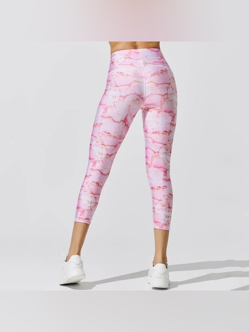 Terez size S Pink Marble High-Waist Capri Leggings